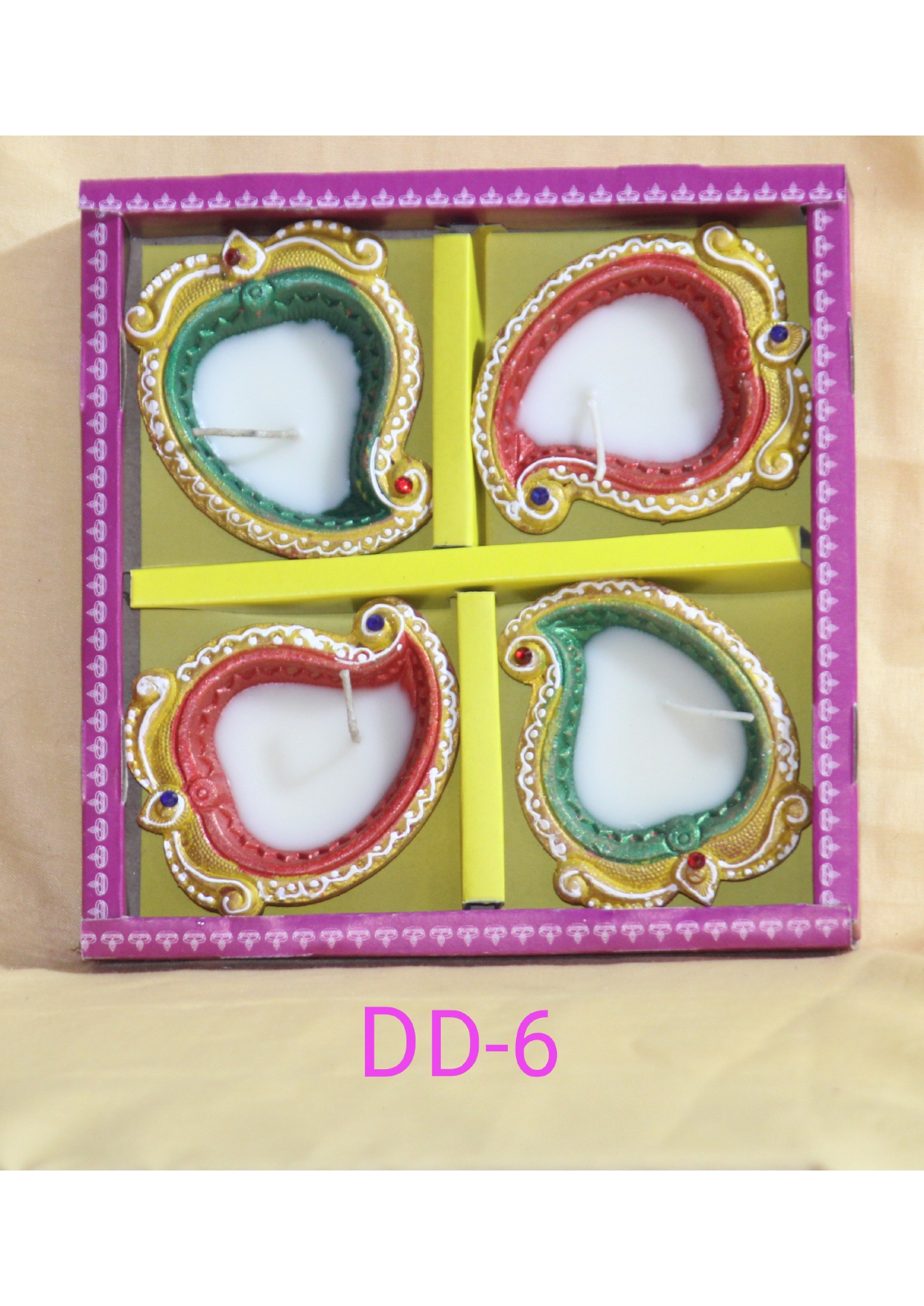 4..pic box.. white wax_page-0005 4..pic box.. white wax_page-0005